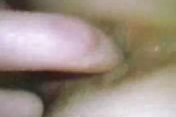 Cô gái tóc nâu cuối cùng cũng phim xx hàn nhận ra rằng người đàn ông của mình không phải tôn sùng phụ nữ mà là những đôi tất đỏ.