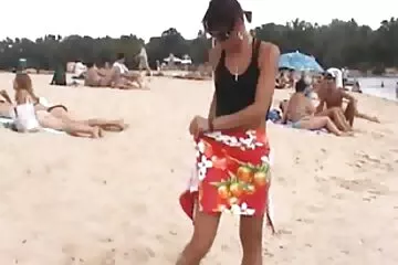 Cô gái tóc nâu sẽ không bắt đầu thổi kèn ở ngôi thứ phim xx trâm anh nhất cho đến khi đọc xong.