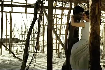 Một phim xx sub sinh viên thích dành thời gian với một người đàn ông lớn tuổi hơn do thường xuyên chơi các trò chơi nhập vai.