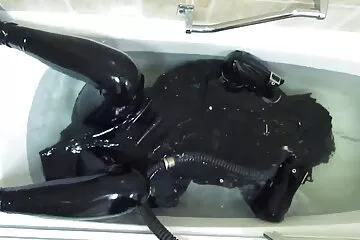 Redhead nữ với mụn ass đại thả trong hậu môn. phim xx vietsub
