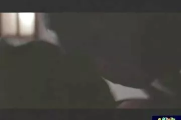 Gà tóc đỏ mặc quần jean làm video thủ phim xx vung trom dâm trong ô tô.
